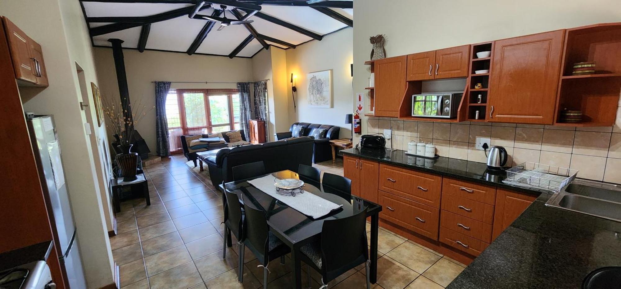 Da Gama Lake Cottages - Coral Tree And Cormorant Cottages White River Zimmer foto